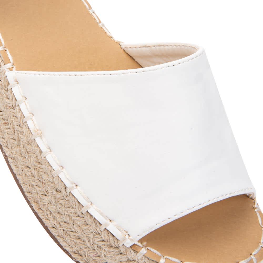 Vi Line 3812 Women White Sandals