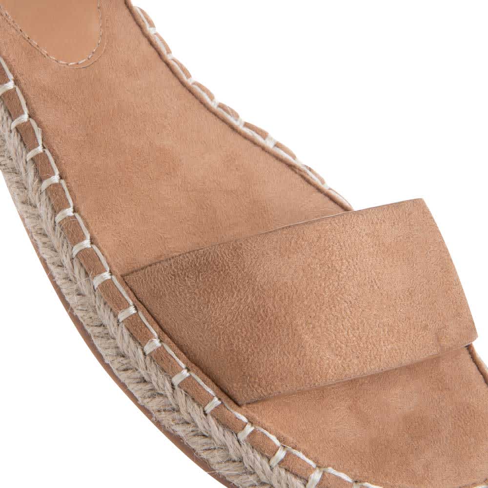 Vi Line 3061 Women Camel Sandals