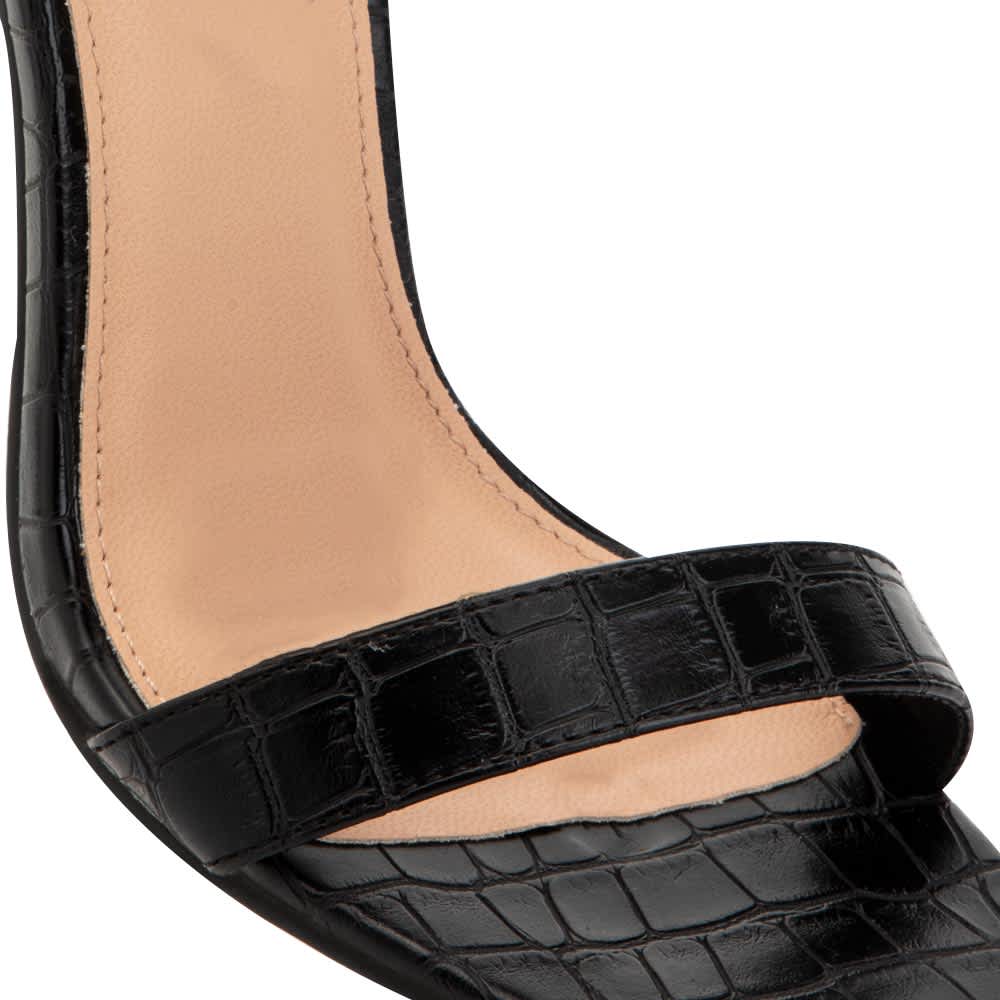 Yaeli 326 Women Black Sandals