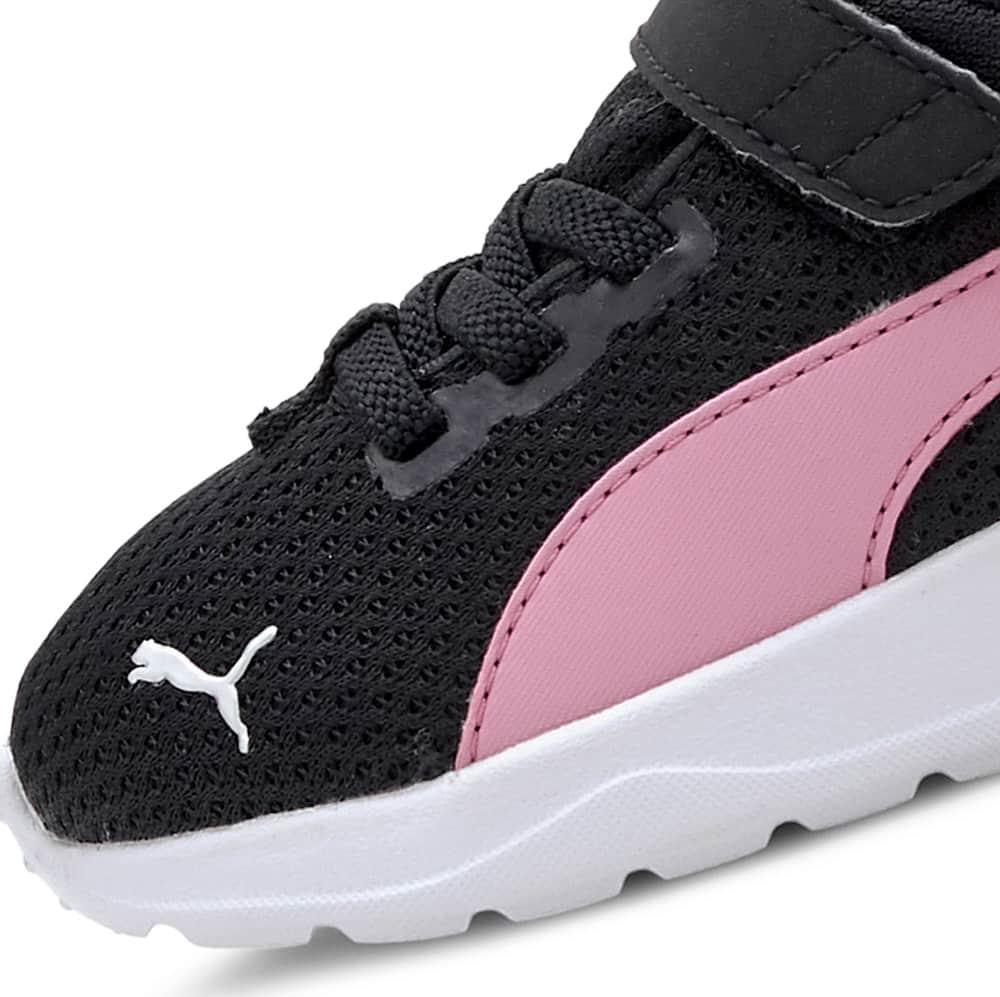 Puma 1007 Girls' Black urban Sneakers