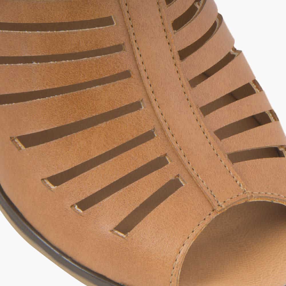 Vi Line 1090 Women Camel Booties